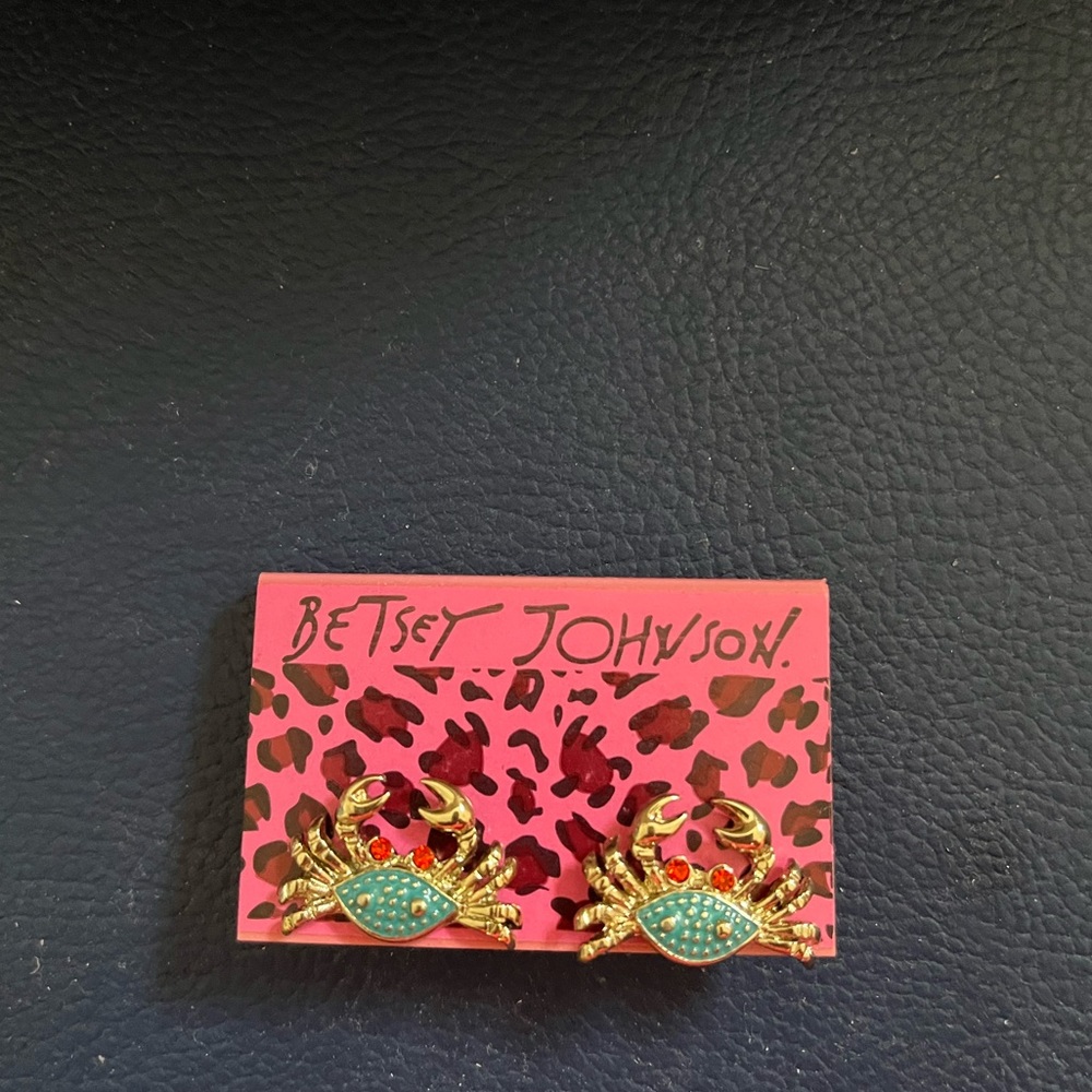 New Betsey Johnson crab earrings